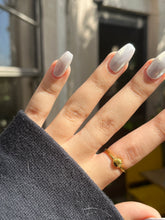 Load image into Gallery viewer, Gold Seashell Ring