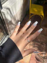 Load image into Gallery viewer, Silver Seashell Ring