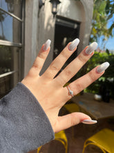 Load image into Gallery viewer, Silver Seashell Ring