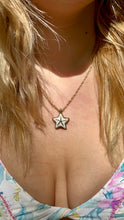 Load image into Gallery viewer, Starfish Necklace