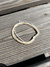 Load image into Gallery viewer, Creme String Bracelet