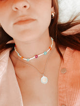 Load image into Gallery viewer, Flower Power Necklace