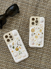 Load image into Gallery viewer, Handmade Seashell Phonecase
