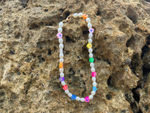 Load image into Gallery viewer, Funky Flower Necklace
