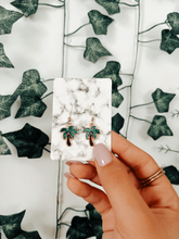 Load image into Gallery viewer, Palm tree earrings
